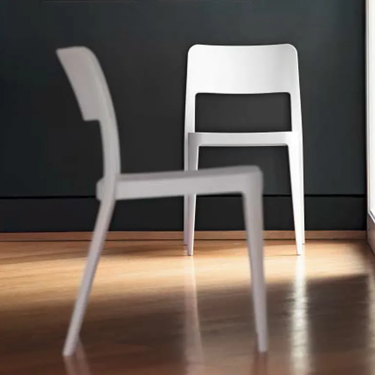 Nené Midj® Chaise moderne en polypropylène